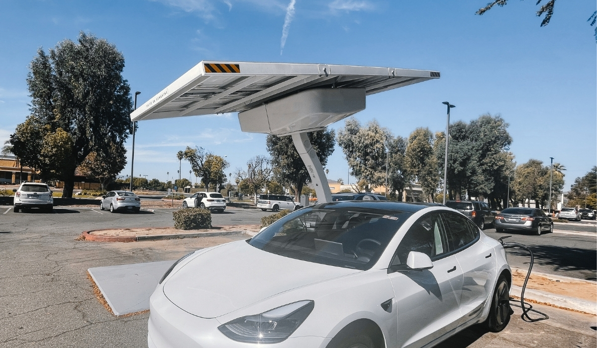 Tesla Adds Camera Washers to Robotaxi Fleet, Shifting Approach